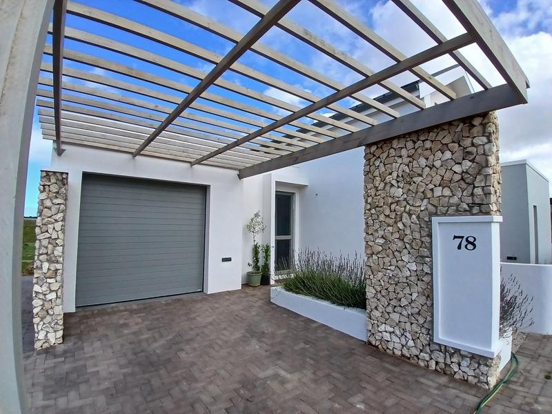 3 Bedroom Property for Sale in Stilbaai Wes Western Cape